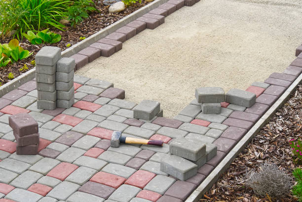 Best Local Driveway Pavers  in Gleed, WA